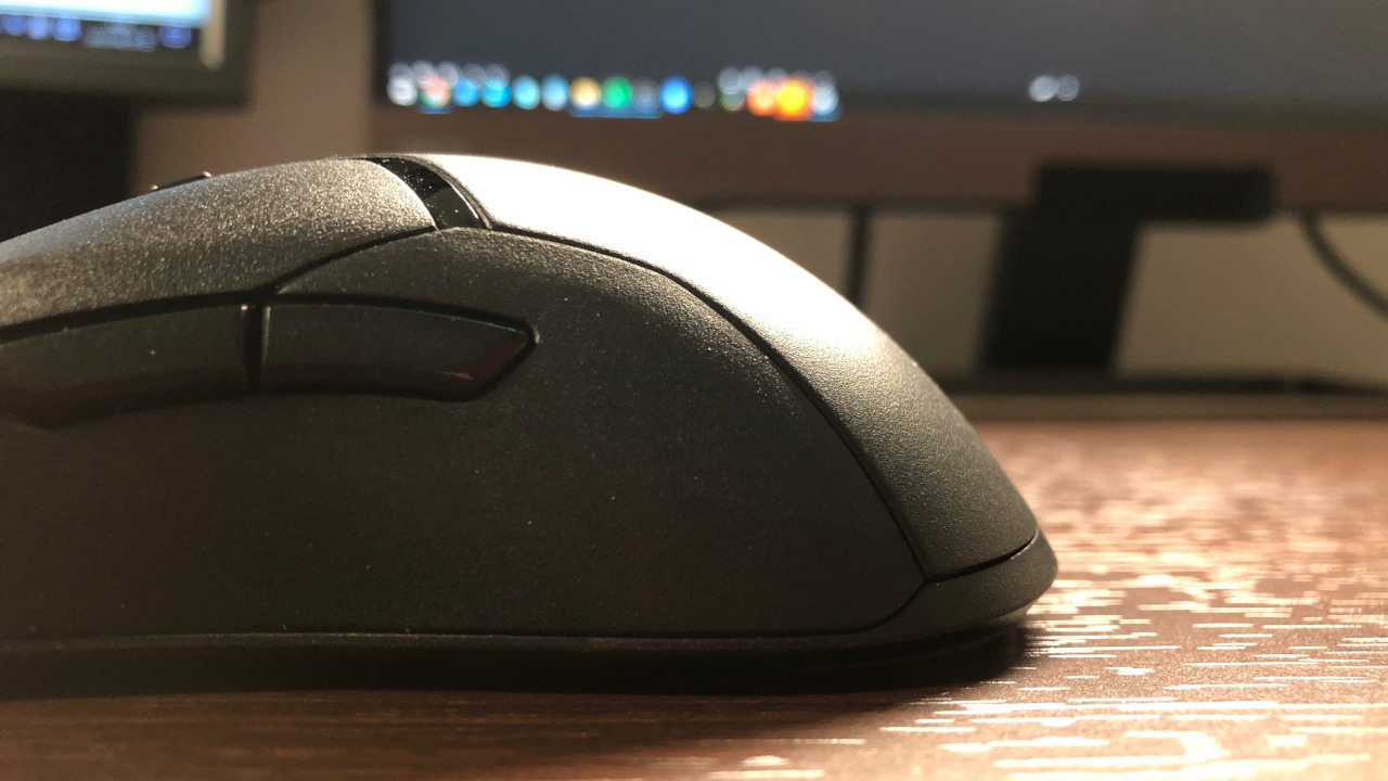 上面後部 - Razer Viper Mini
