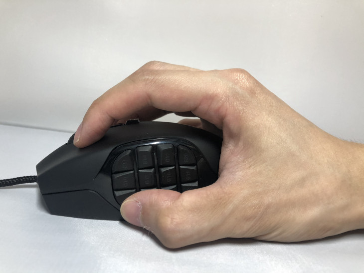つまみ持ちでの使用感